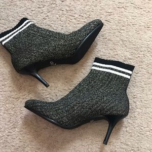 Brand new Stuart Weitzmen booties